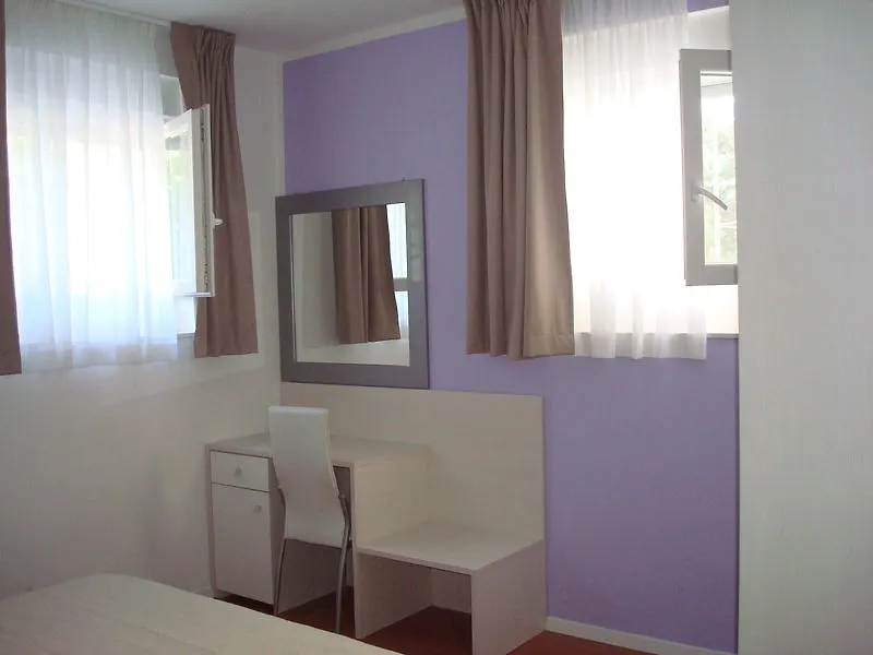 Отель Apartmani Filipovic Сплит
